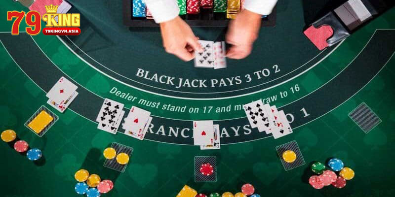Lưu ý cho khách hàng khi chơi Xì dách tại uy88